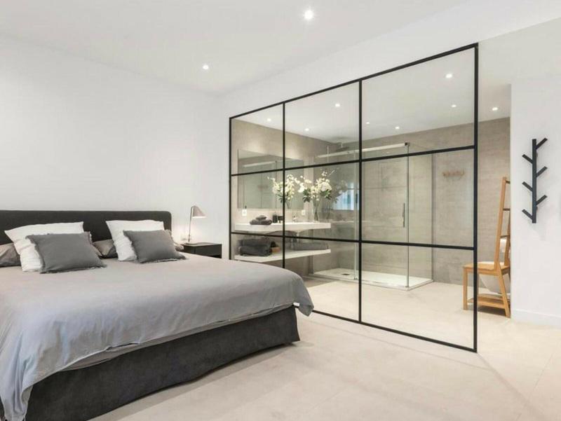 Middle Floor Apartment 3 Bedrooms 2 Bathrooms in Puerto Banús