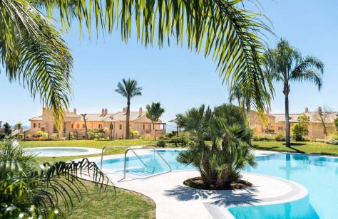 Ground Floor Apartment 2 Bedrooms 2 Bathrooms in Benahavís