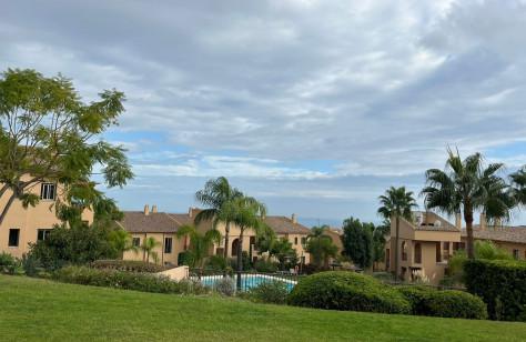 Ground Floor Apartment 2 Bedrooms 2 Bathrooms in Benahavís