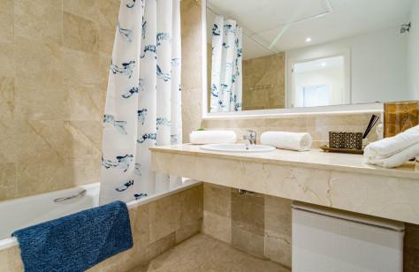 Ground Floor Apartment in Aloha, Nueva Andalucía – Long-Term Rental
