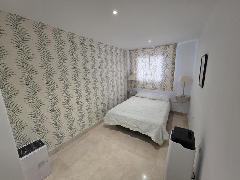Middle Floor Apartment 3 Bedrooms 2 Bathrooms in Nueva Andalucía