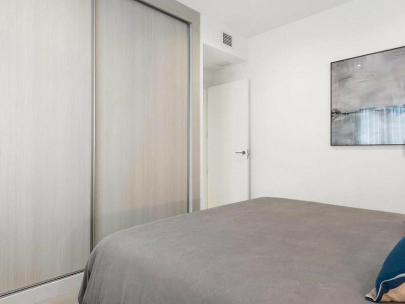 Middle Floor Apartment 3 Bedrooms 2 Bathrooms in Puerto Banús