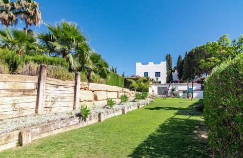 Ground Floor Apartment in Aloha, Nueva Andalucía – Long-Term Rental