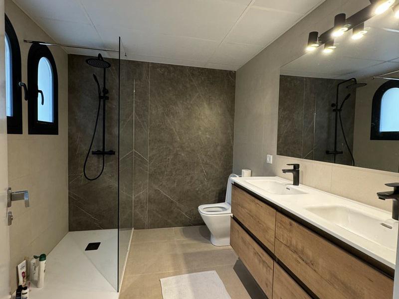 Modern Townhouse in El Paraíso – Long Term Rental