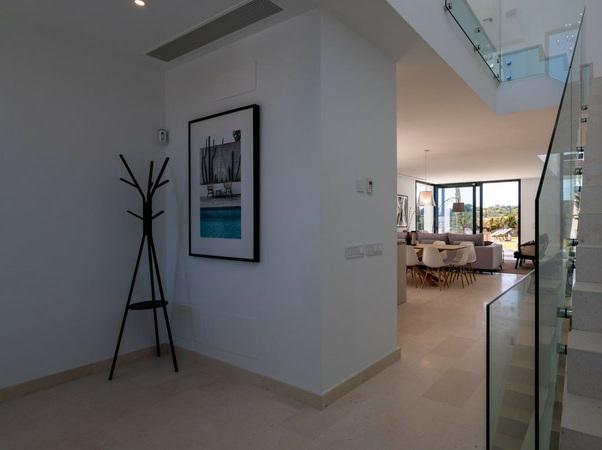 Townhouse 5 Bedrooms 3 Bathrooms in Cabopino