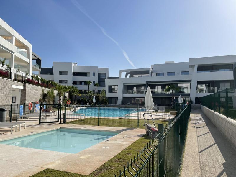 Modern Apartment in Vanian Gardens, Estepona
