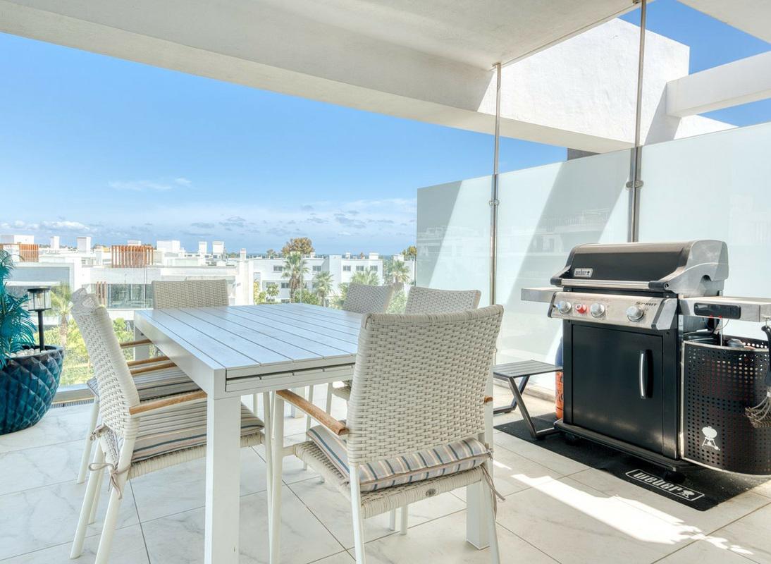 Penthouse 3 Bedrooms 3 Bathrooms in Bel Air