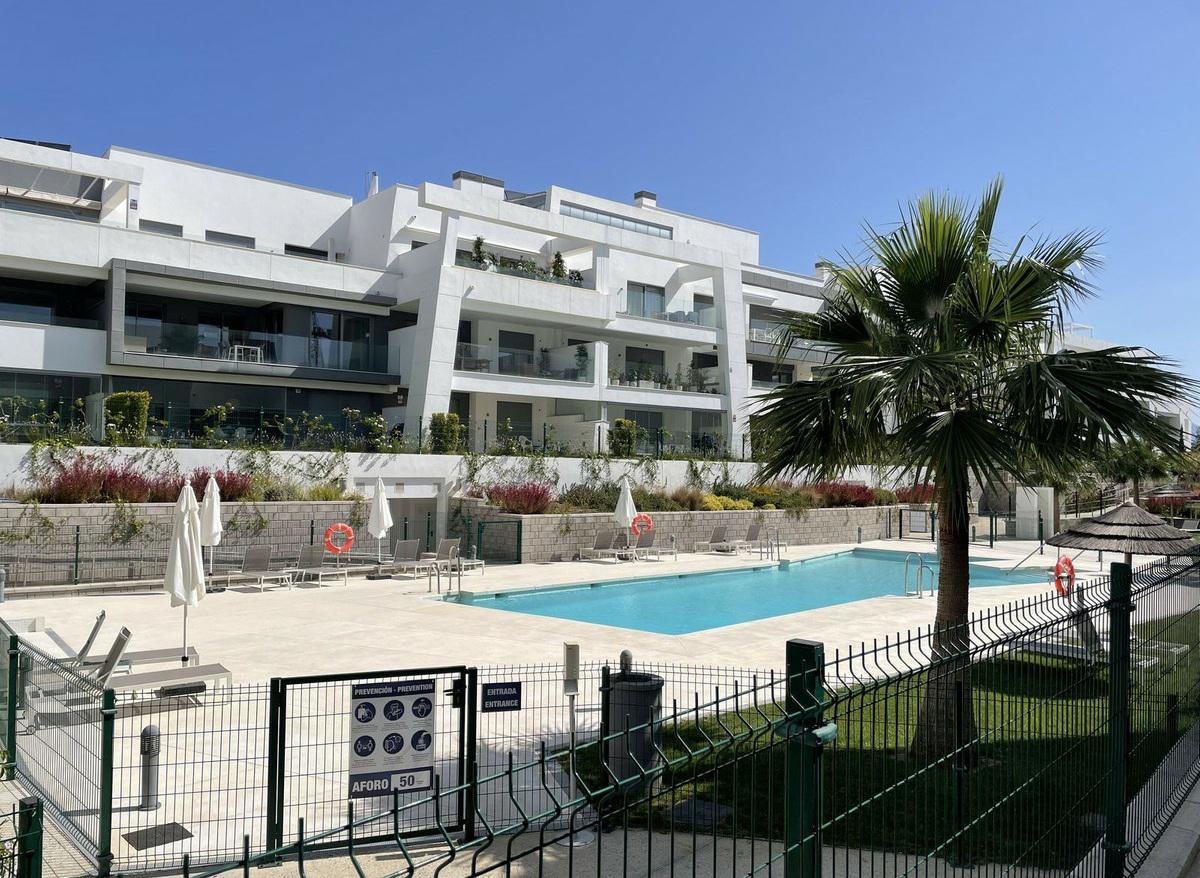 Modern Apartment in Vanian Gardens, Estepona