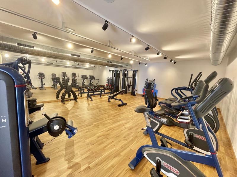 Modern Apartment in Vanian Gardens, Estepona