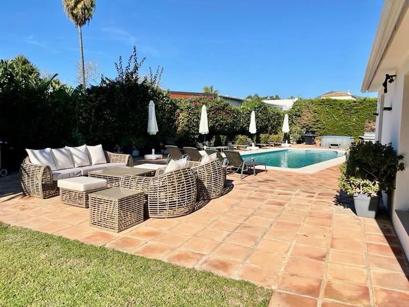 Beachside Luxury Villa – San Pedro de Alcántara, Marbella