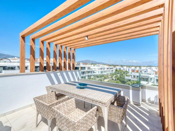 Penthouse 3 Bedrooms 3 Bathrooms in Bel Air