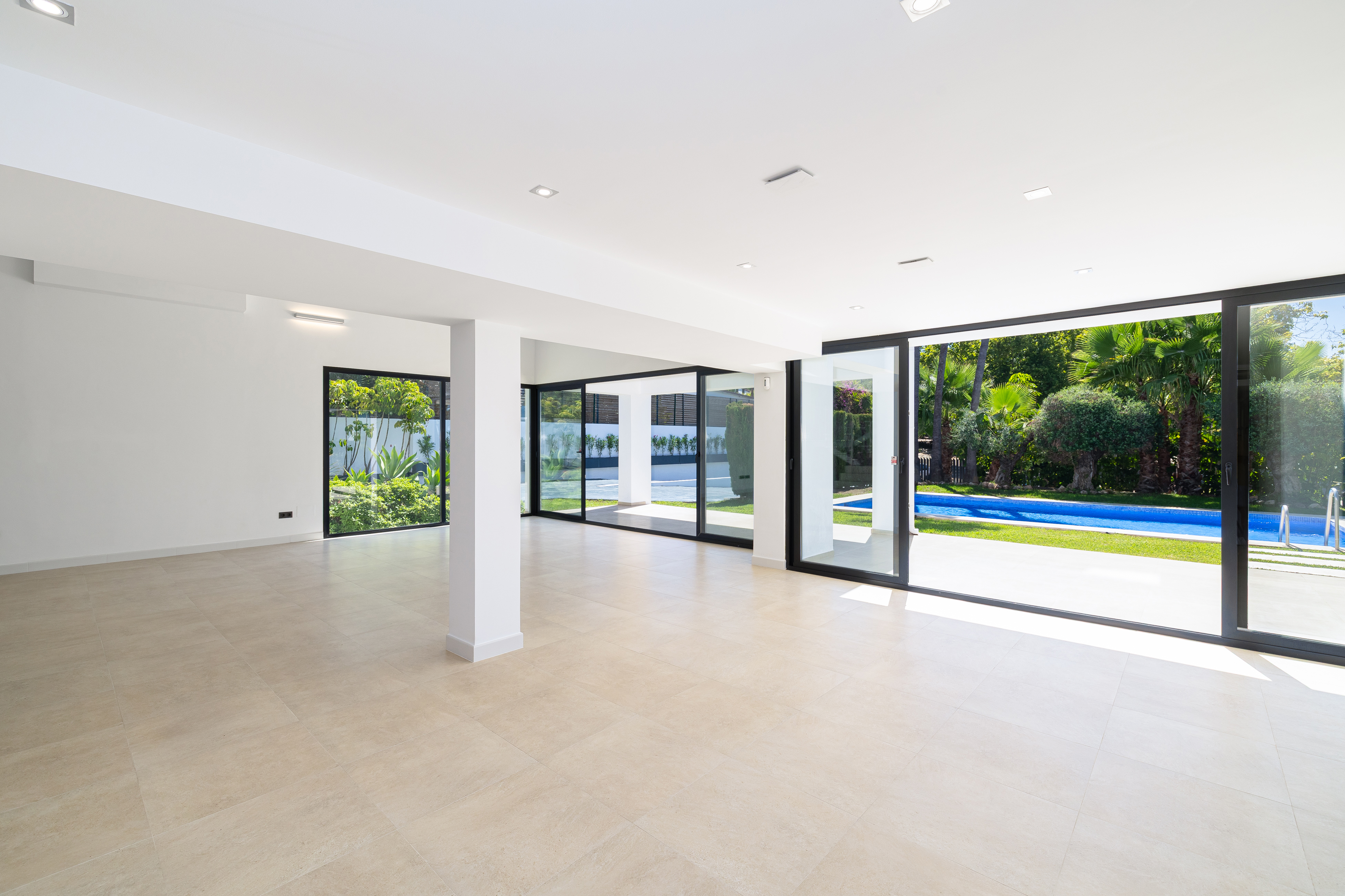 Detached Villa 4 Bedrooms 3 Bathrooms in San Pedro de Alcántara