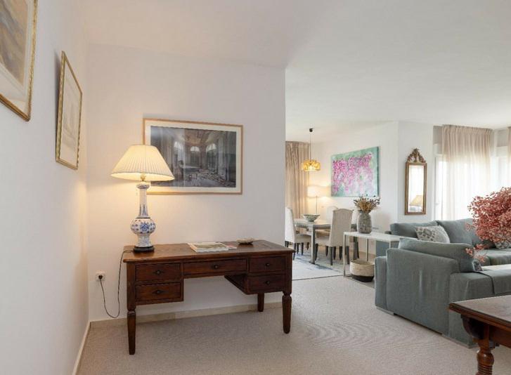 Middle Floor Apartment 2 Bedrooms 1 Bathroom in Guadalmina Alta