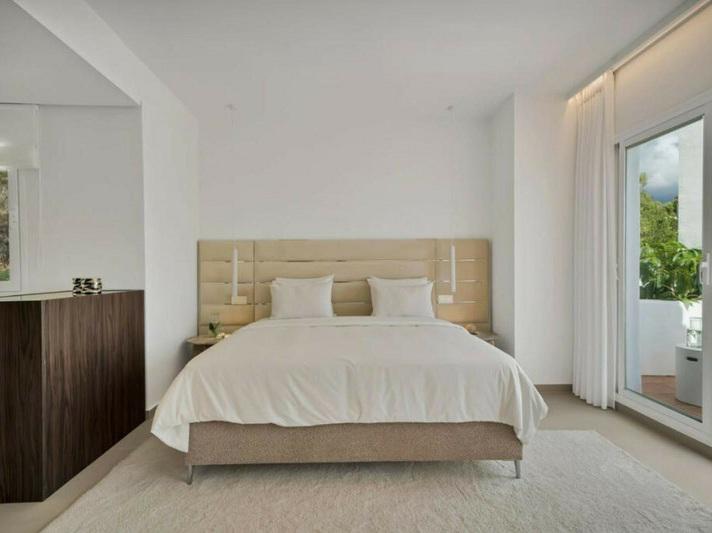 Penthouse Duplex 3 Bedrooms 1 Bathroom in La Quinta Hills