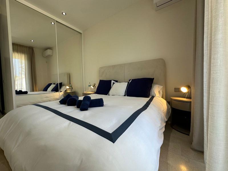 Detached Villa 5 Bedrooms 4 Bathrooms in La Quinta