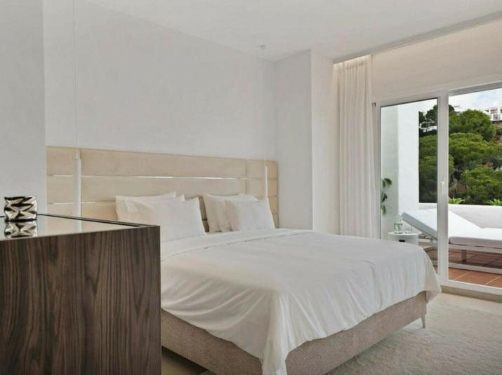 Penthouse Duplex 3 Bedrooms 1 Bathroom in La Quinta Hills