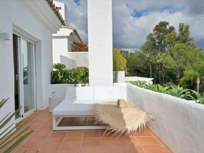 Penthouse Duplex 3 Bedrooms 1 Bathroom in La Quinta Hills