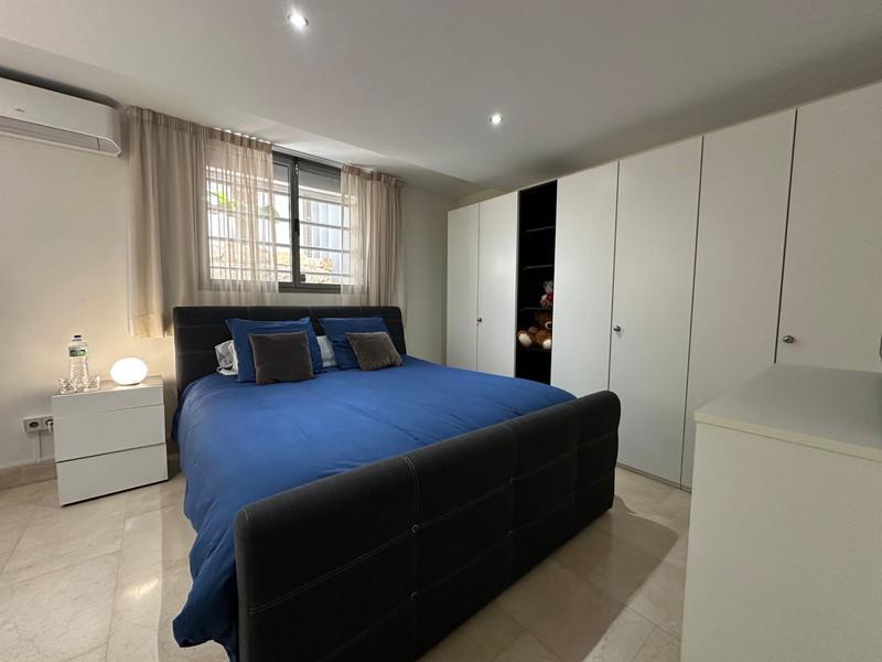 Detached Villa 5 Bedrooms 4 Bathrooms in La Quinta