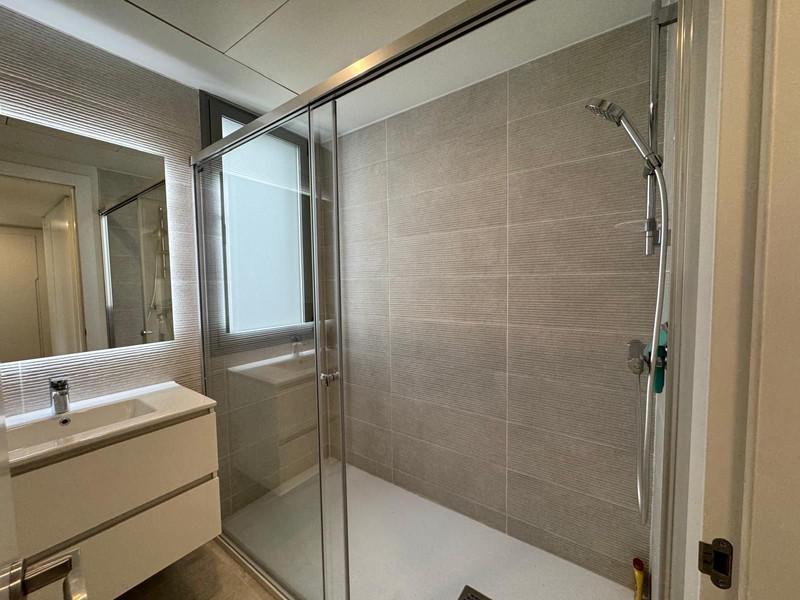 Middle Floor Apartment 3 Bedrooms 2 Bathrooms in Estepona