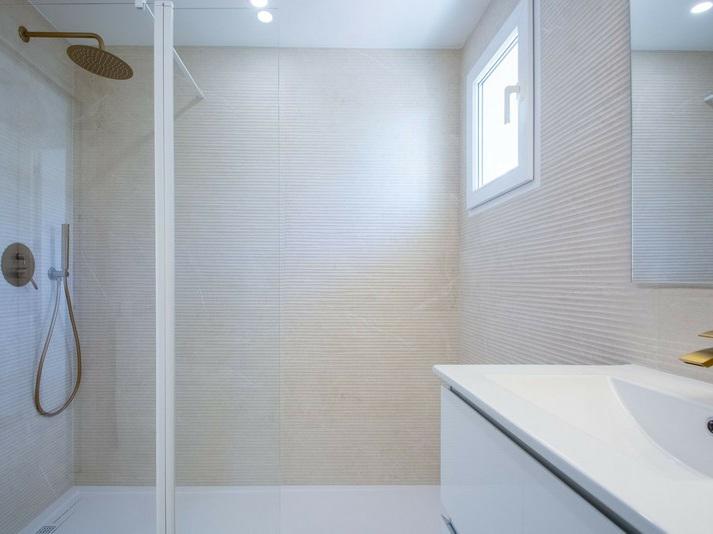 Townhouse 3 Bedrooms 1 Bathroom in Málaga