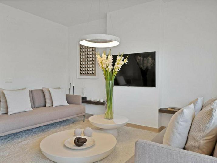 Penthouse Duplex 3 Bedrooms 1 Bathroom in La Quinta Hills