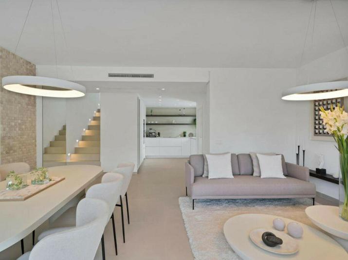 Penthouse Duplex 3 Bedrooms 1 Bathroom in La Quinta Hills