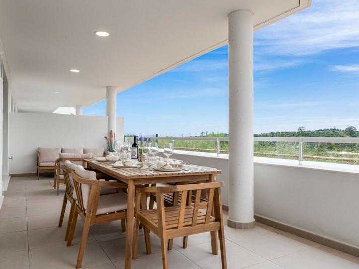 Middle Floor Apartment 3 Bedrooms 2 Bathrooms in Cancelada