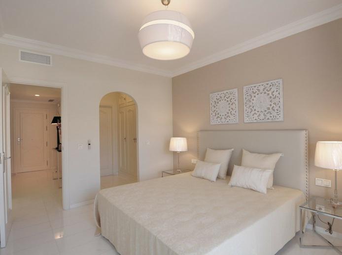 Top Floor Apartment 2 Bedrooms 1 Bathroom in The Golden Mile
