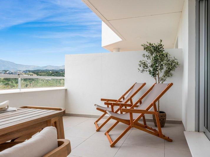 Middle Floor Apartment 3 Bedrooms 1 Bathroom in Cancelada