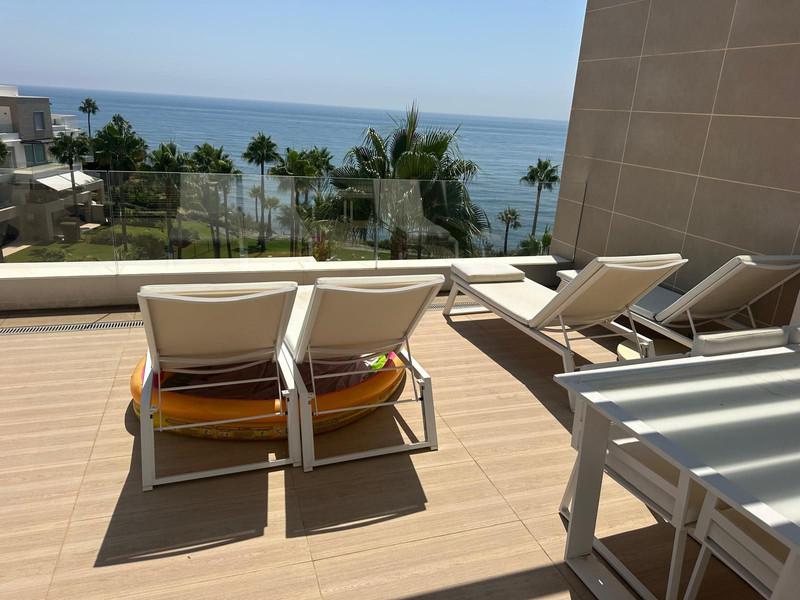 Penthouse Duplex 3 Bedrooms 1 Bathroom in Estepona