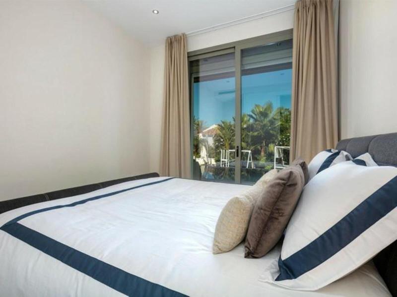 Detached Villa 5 Bedrooms 4 Bathrooms in La Quinta