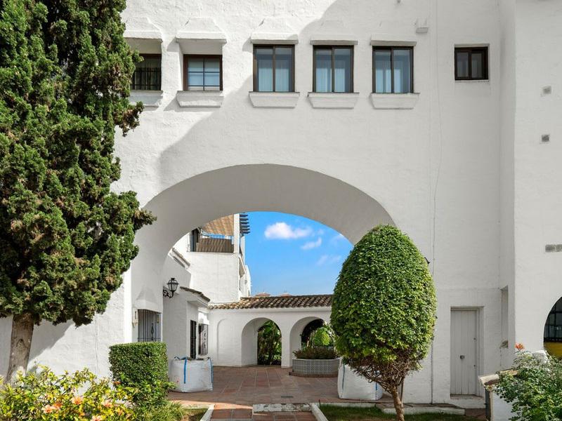Penthouse 1 Bedroom 1 Bathroom in Puerto Banús