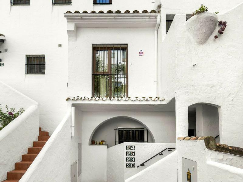 Penthouse 1 Bedroom 1 Bathroom in Puerto Banús