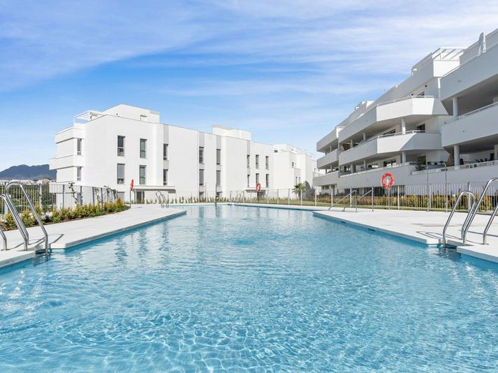 Middle Floor Apartment 3 Bedrooms 2 Bathrooms in Cancelada