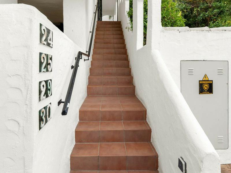 Penthouse 1 Bedroom 1 Bathroom in Puerto Banús