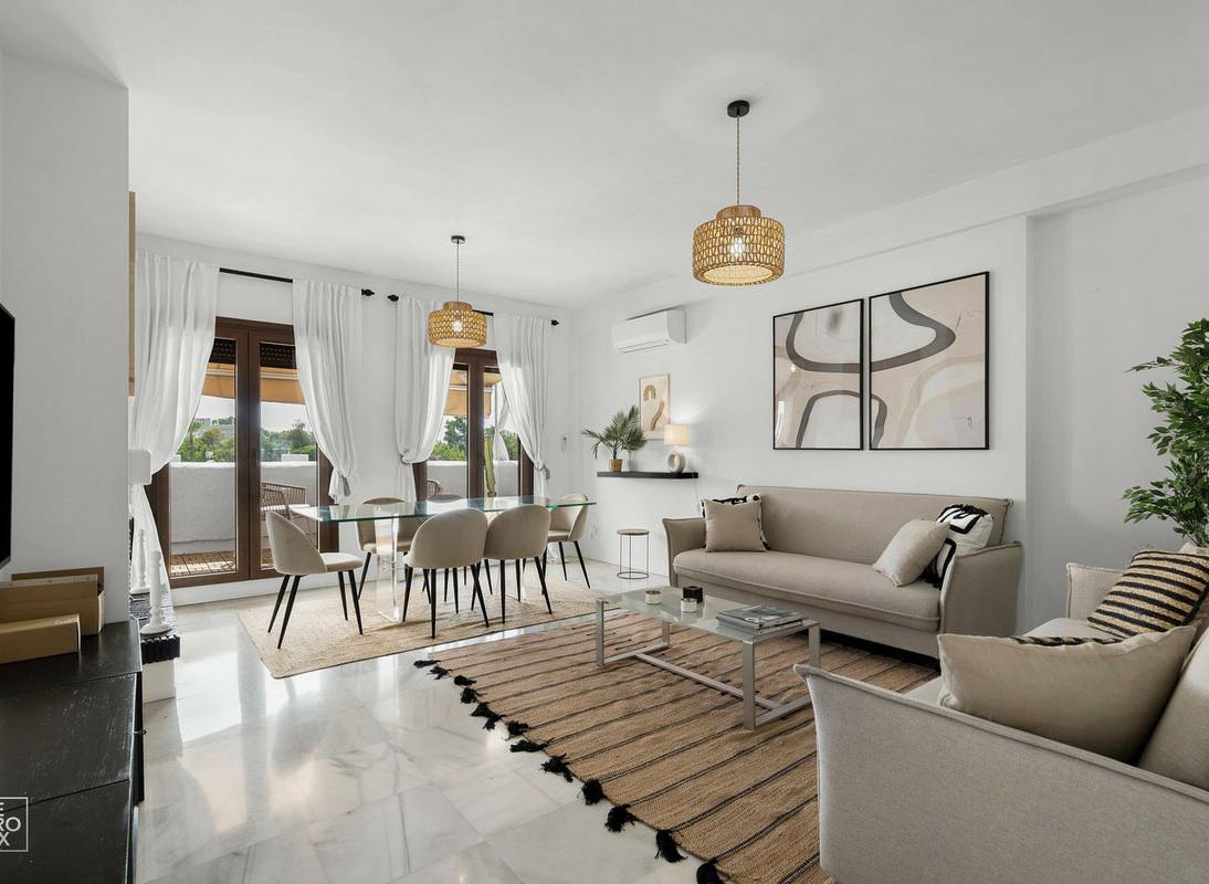 Penthouse 1 Bedroom 1 Bathroom in Puerto Banús