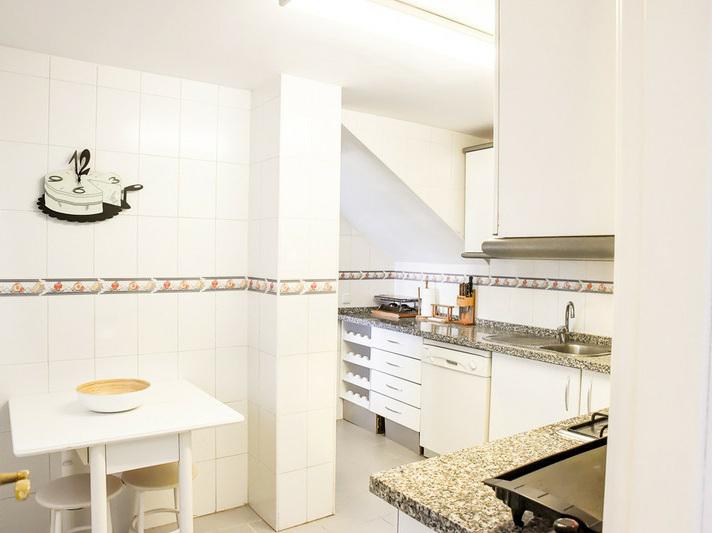 Penthouse 3 Bedrooms 2 Bathrooms in Guadalmina Baja