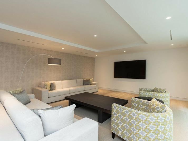 Detached Villa 5 Bedrooms 4 Bathrooms in Los Flamingos