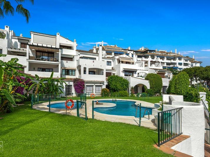 Penthouse 1 Bedroom 1 Bathroom in Puerto Banús