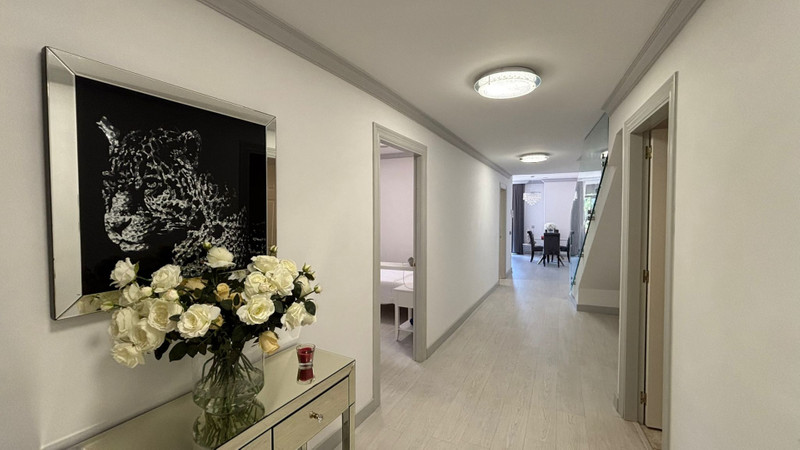 Live in Style: Duplex Penthouse for Long-Term Season Rent in Estepona
