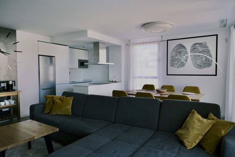 Elegant Penthouse for Long-Term Rent in Estepona
