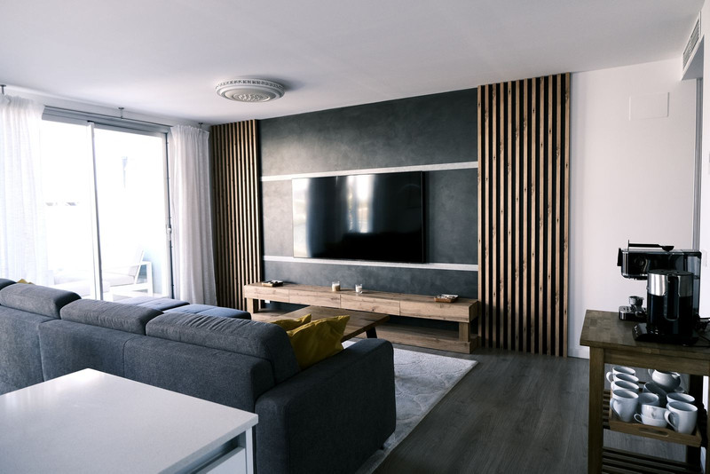 Elegant Penthouse for Long-Term Rent in Estepona