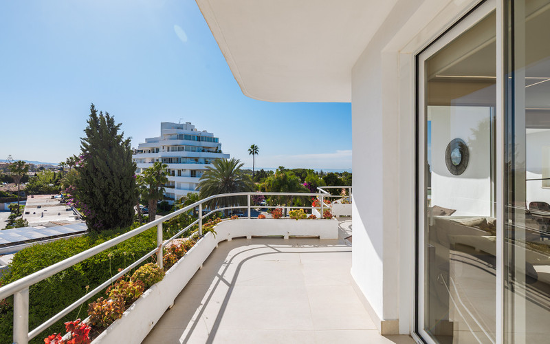 Ático en venta en Guadalmina Alta