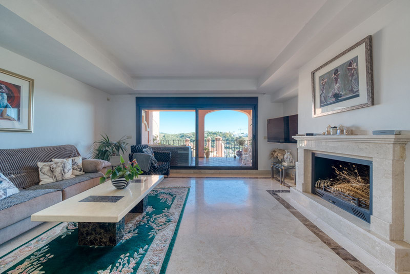 Adosada en venta en Estepona