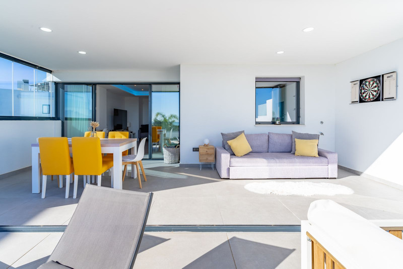 Middle Floor Apartment 2 Bedrooms 2 Bathrooms in Estepona
