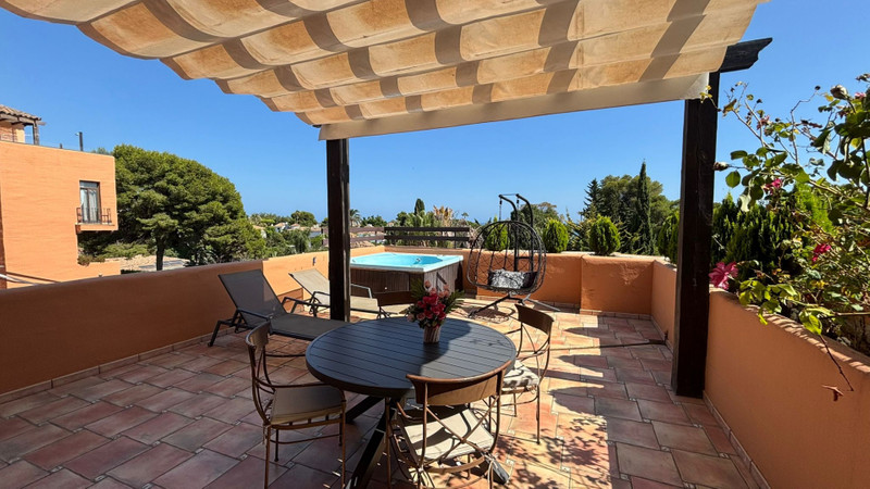 Live in Style: Duplex Penthouse for Long-Term Season Rent in Estepona