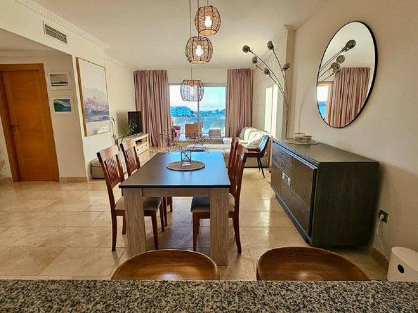 Ground Floor Apartment 2 Bedrooms   in Selwo