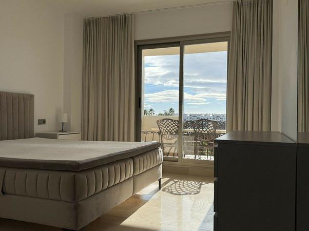 Ground Floor Apartment 2 Bedrooms   in Selwo