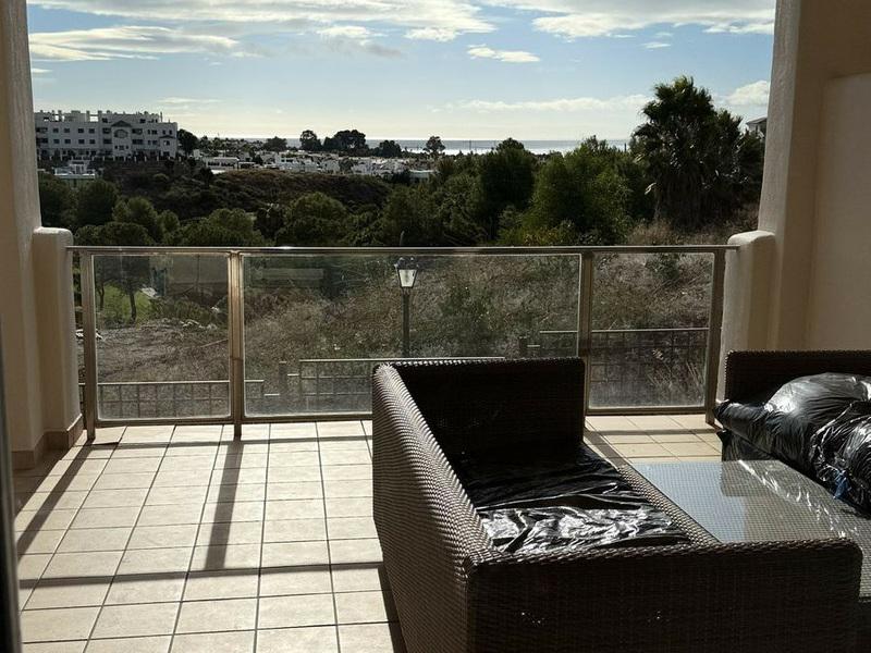 Ground Floor Apartment 2 Bedrooms   in Selwo