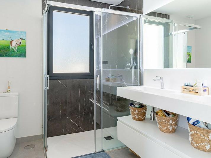Penthouse Duplex 2 Bedrooms 3 Bathrooms in Estepona
